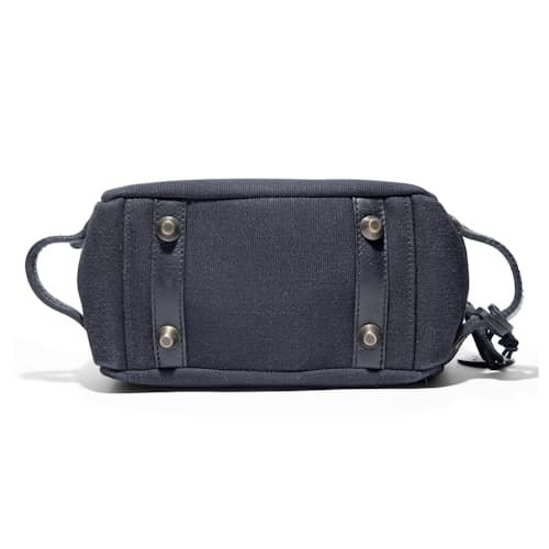 laydown image of Grady Travel Kit