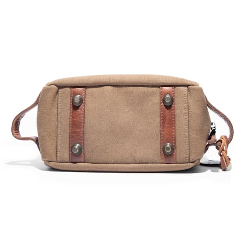 laydown image of Grady Travel Kit