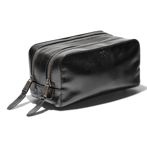 laydown image of Professional Travel Kit
