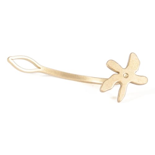 laydown image of FLOWER CHAIN