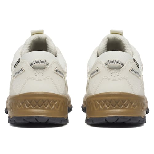 laydown image of Grid Peak GTX