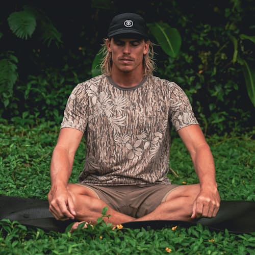 lifestyle image of Mathis Active Pocket T-Shirt