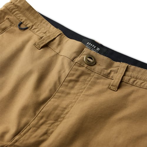 laydown detail image of Layover Pro Traveler Short - 8"