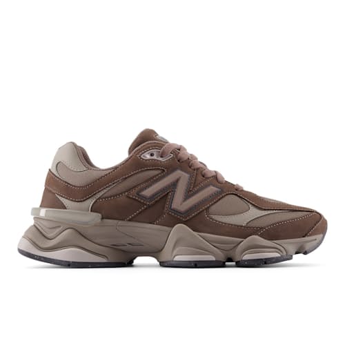 laydown image of 9060 Sneaker