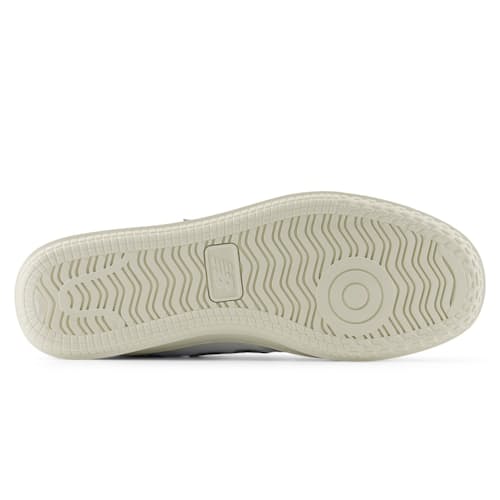 laydown image of T500 Sneaker