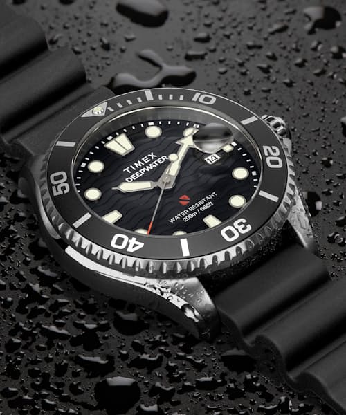 lifestyle image of Deepwater Meridian 200 44mm Dive Watch