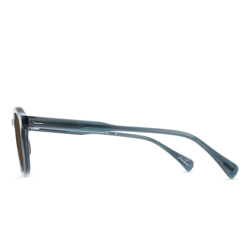 laydown image of CLYVE Polarized