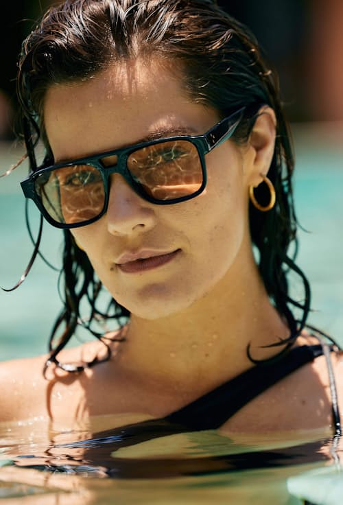 lifestyle image of Rifka Polarized Sunglasses