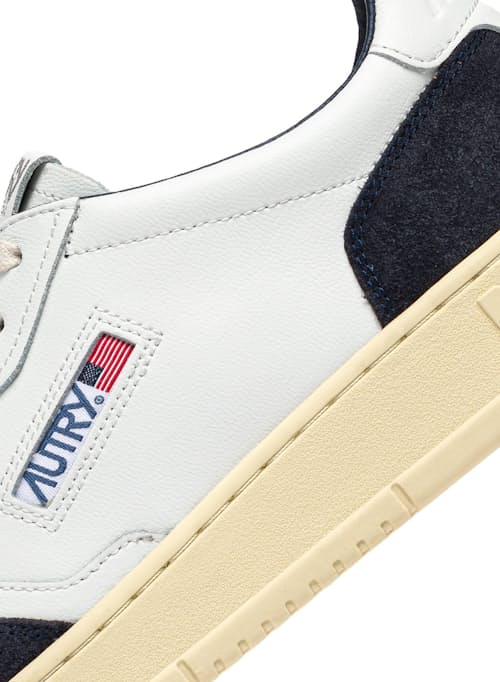 laydown detail image of Medalist Low Sneaker