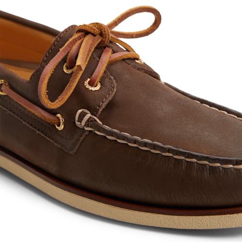 laydown detail image of Gold Cup AO 2 Leather Boat Shoe