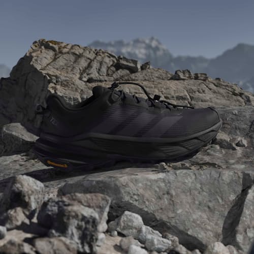 lifestyle image of Freehiker SL GTX