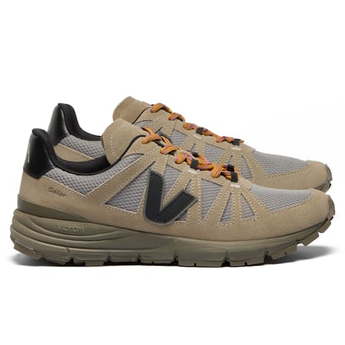 laydown image of Salar Sneaker