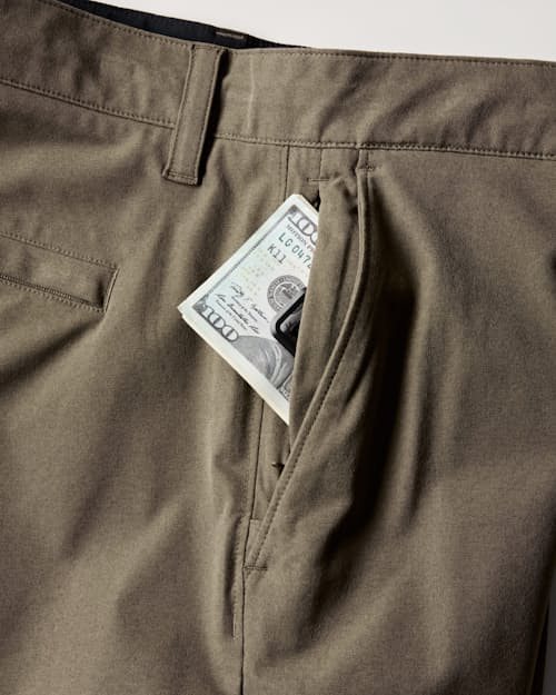laydown detail image of Equator Hybrid Short - 7"
