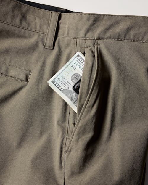 laydown detail image of Equator Hybrid Short - 9"