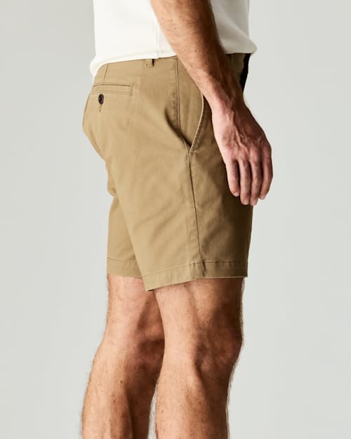 lifestyle image of 365 Chino Short - 7"
