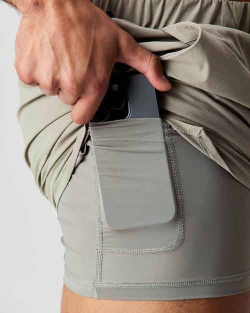 lifestyle image of Sevens Sport Short Lined - 5"