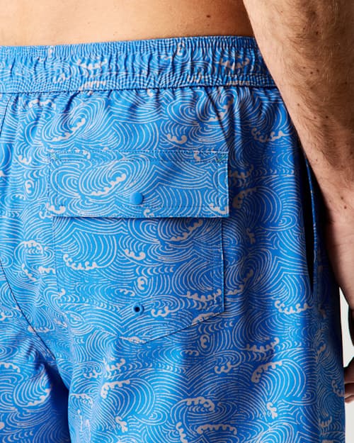 on model image of Performance Lined Swim Trunks - 5"
