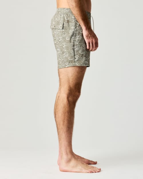 on model image of Performance Lined Swim Trunks - 5"