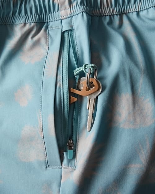 laydown detail image of Performance Lined Swim Trunks - 7"