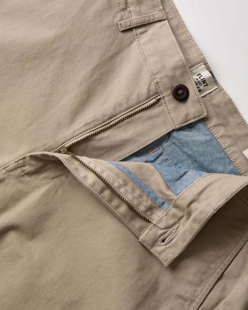 laydown detail image of 365 Chino Pant - Hb Athletic Straight