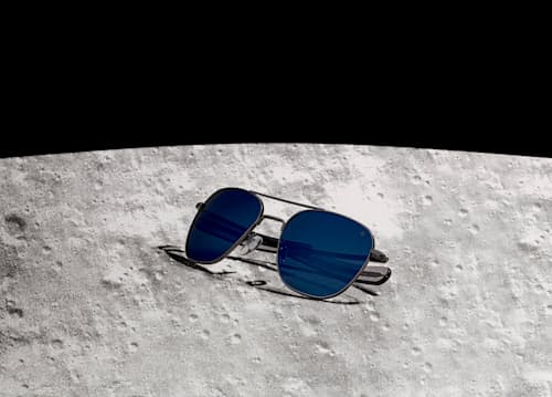 lifestyle image of Original Pilot - FG-58 Sunglasses