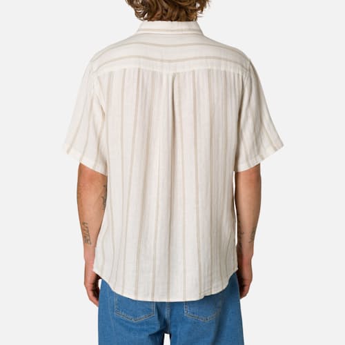 on model image of Alan Short Sleeve Shirt