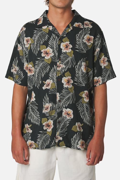 on model image of Mallow Short Sleeve Shirt