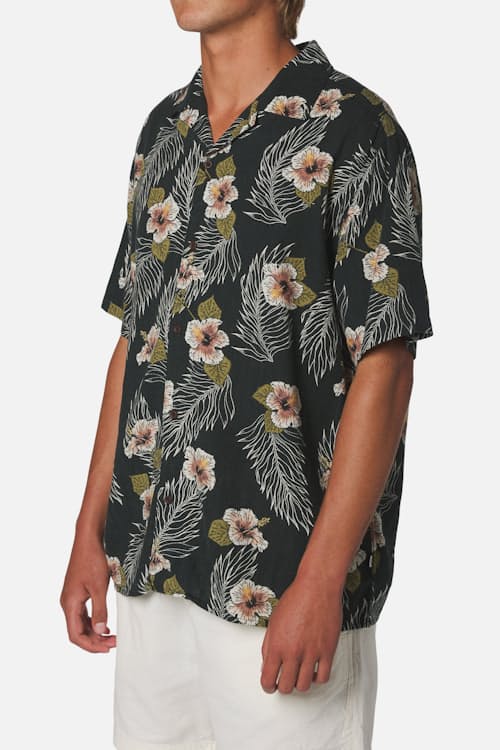 on model image of Mallow Short Sleeve Shirt