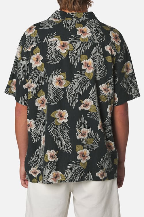 on model image of Mallow Short Sleeve Shirt