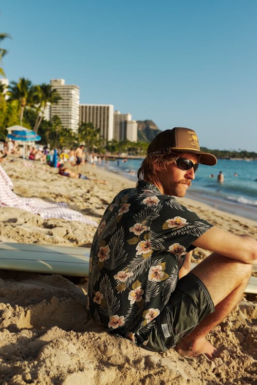 lifestyle image of Mallow Short Sleeve Shirt