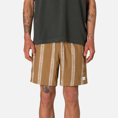 on model image of Cedar Local Short - 6.5"