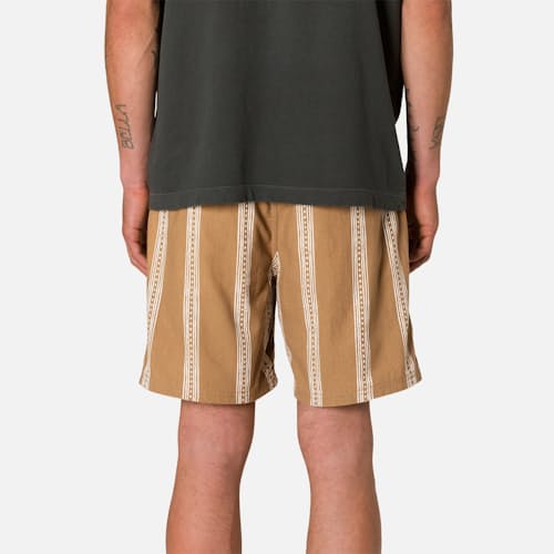 on model image of Cedar Local Short - 6.5"
