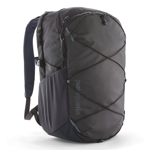 laydown image of Refugio Day Pack 30L