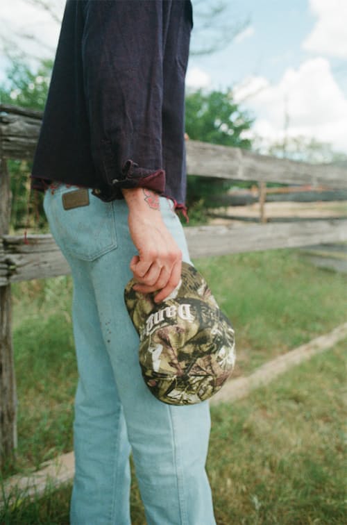 lifestyle image of Dang Hat