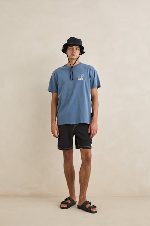 on model image of Coastal Vintage Graphic T-Shirt