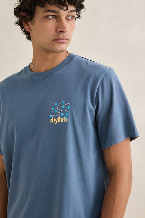 on model image of Coastal Vintage Graphic T-Shirt