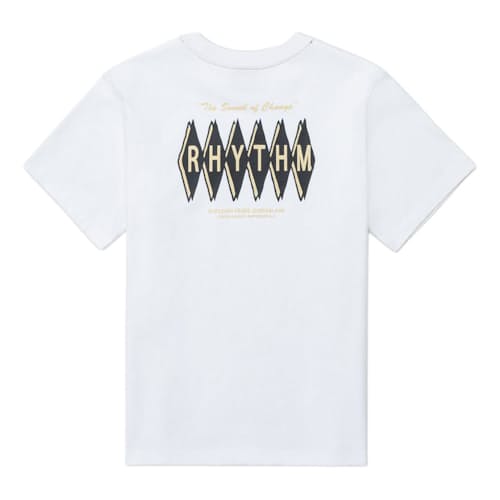 laydown image of Coastal Vintage Graphic T-Shirt