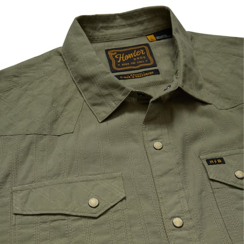 laydown detail image of H Bar B Short Sleeve Snapshirt