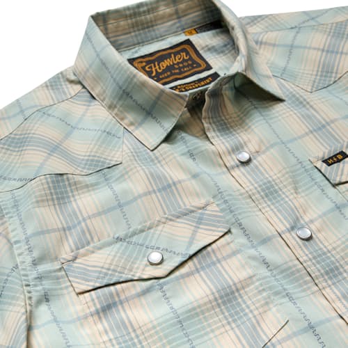 laydown detail image of H Bar B Short Sleeve Snapshirt