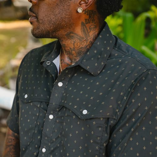 lifestyle image of Open Country Tech Short Sleeve Shirt