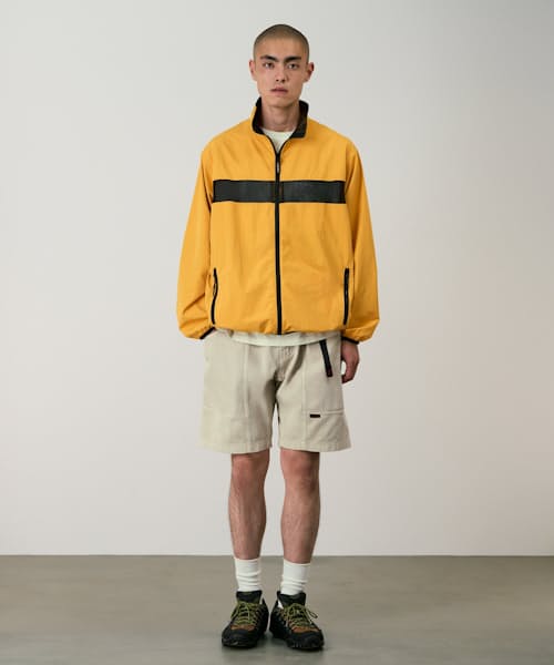 on model image of Gadget Short -10"