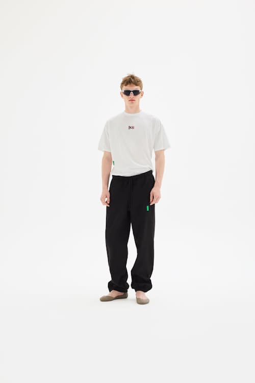 on model image of Short Sleeve Boxy Training Tee