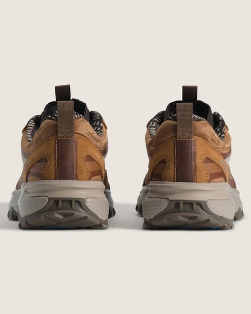 no crop image of Crosspath XC Gore-Tex Sneaker
