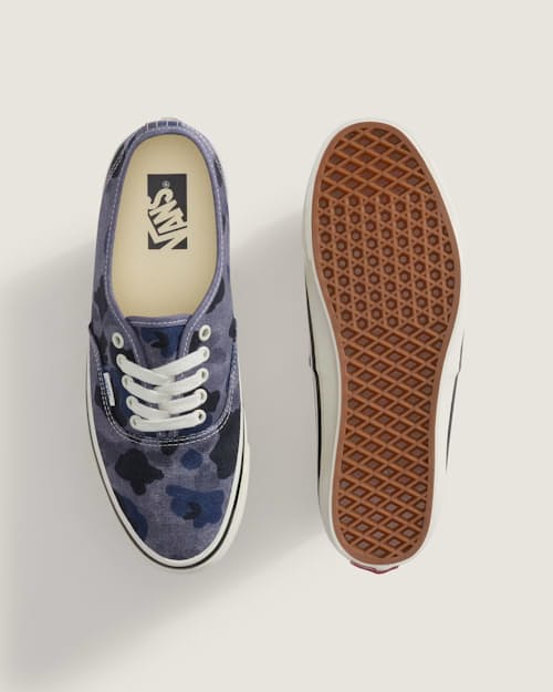 no crop image of Premium Authentic Sneaker