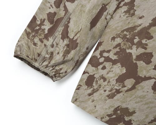 laydown detail image of PeaceShell River Shirt