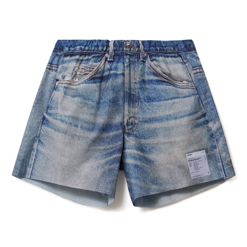 laydown image of PeaceShell Unlined Short- 5"