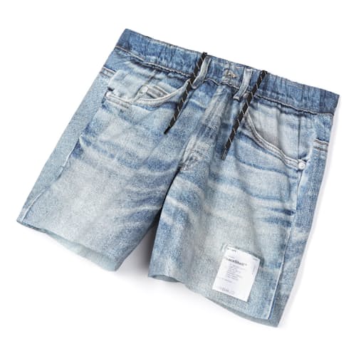 laydown image of PeaceShell Unlined Short- 5"