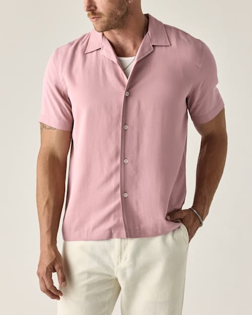 on model image of Tencel Resort Shirt
