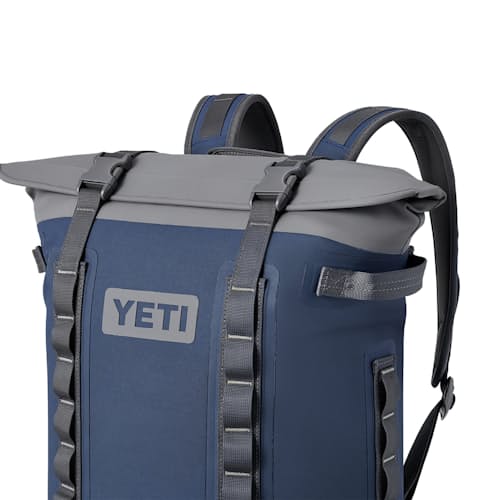 laydown detail image of Hopper M20 Backpack Soft Cooler