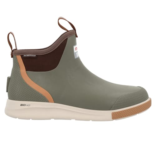 laydown image of Ankle Deck Boot Sport 6"